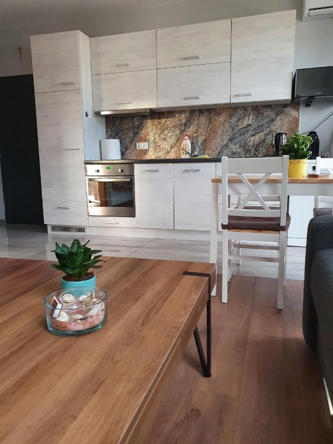 Luksusowy Apartament Ul. Kwiatkowskiego Леба Екстериор снимка